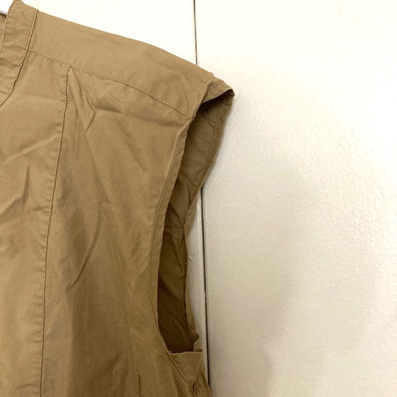 J Crew One Button Front  Sleeveless Cotton Blouse Tan/Size M - Picture 6 of 10